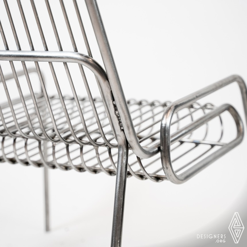 Lounge Chair by Meiqing Tian