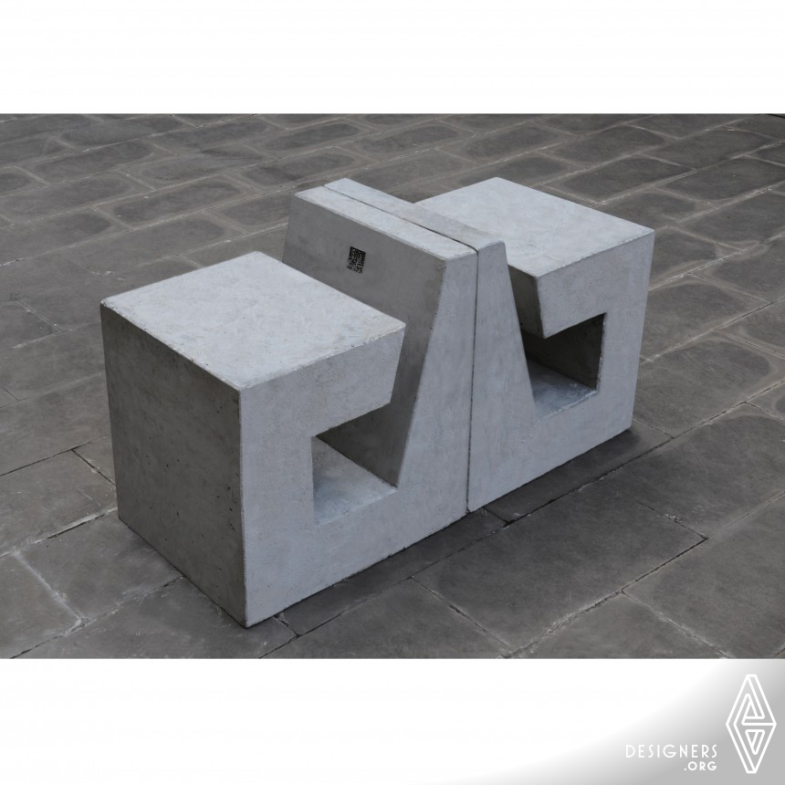 B-Shape Concrete Public Seating