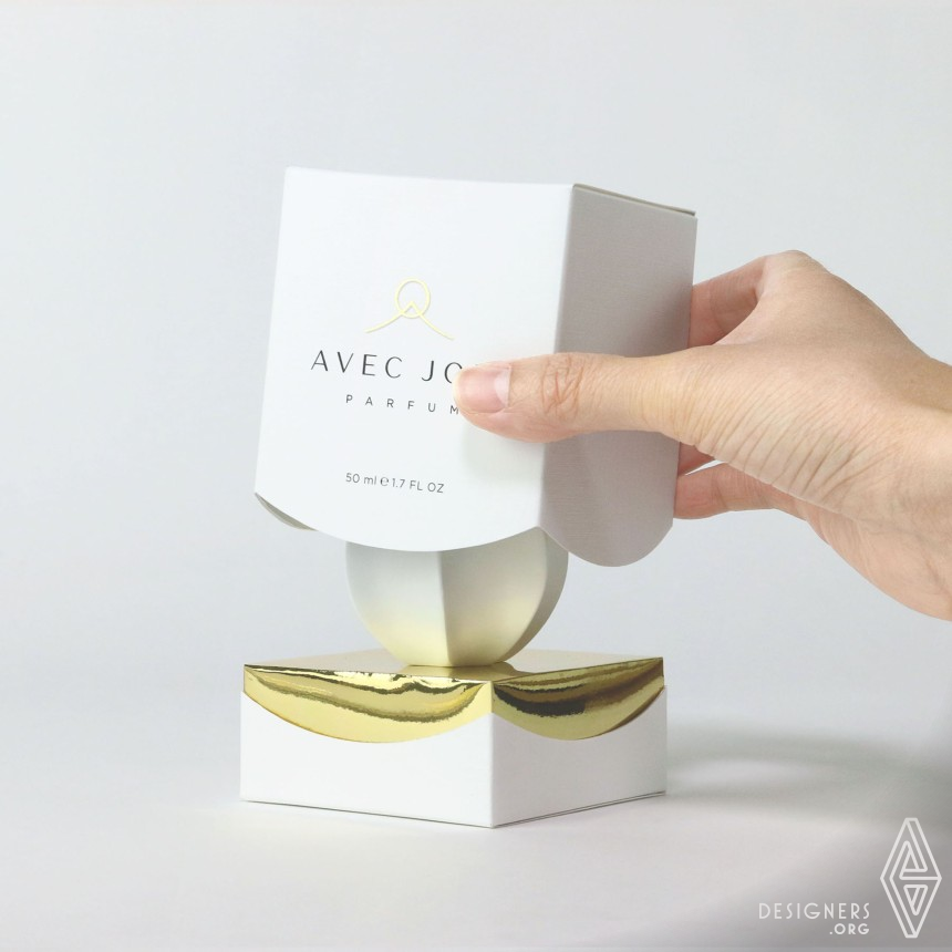 AVEC JOIE Fragrance Packaging IMG #4