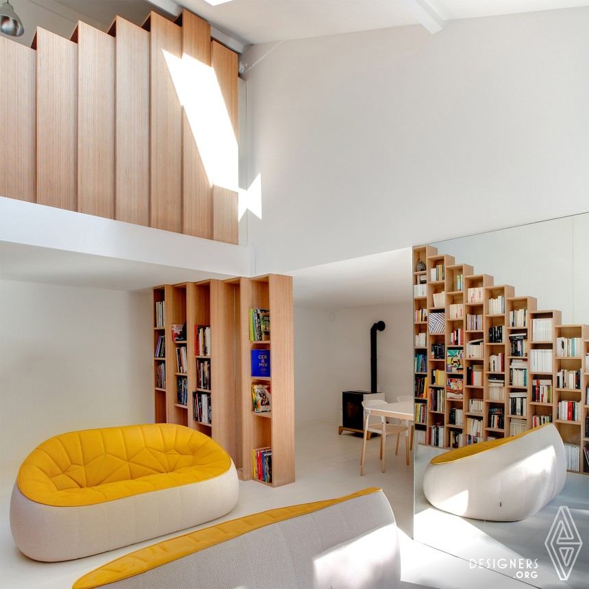 The Bookshelf House IMG #2