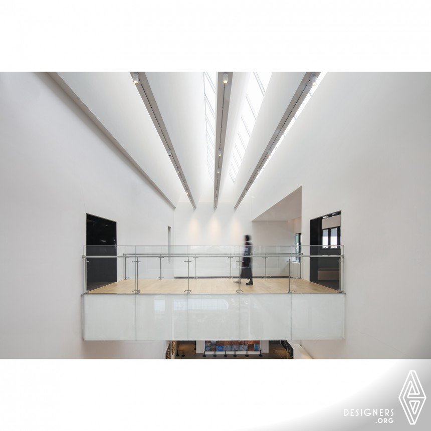 Changde YouArt Centre exhibition space