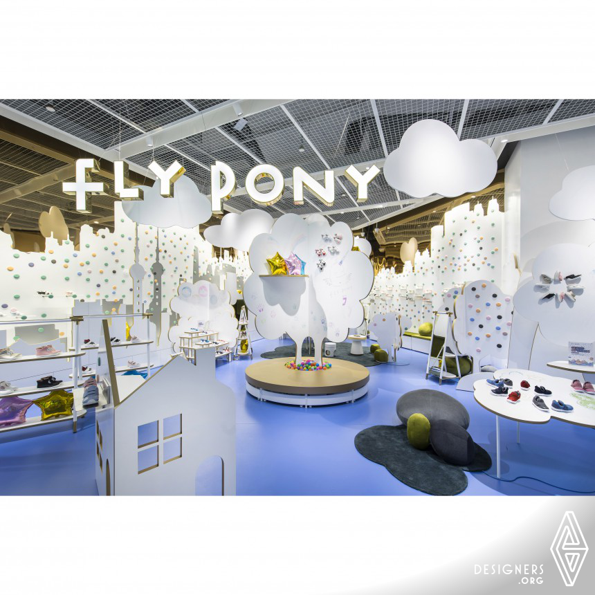 FlyPony Kids Shoes Flagship Concept Store