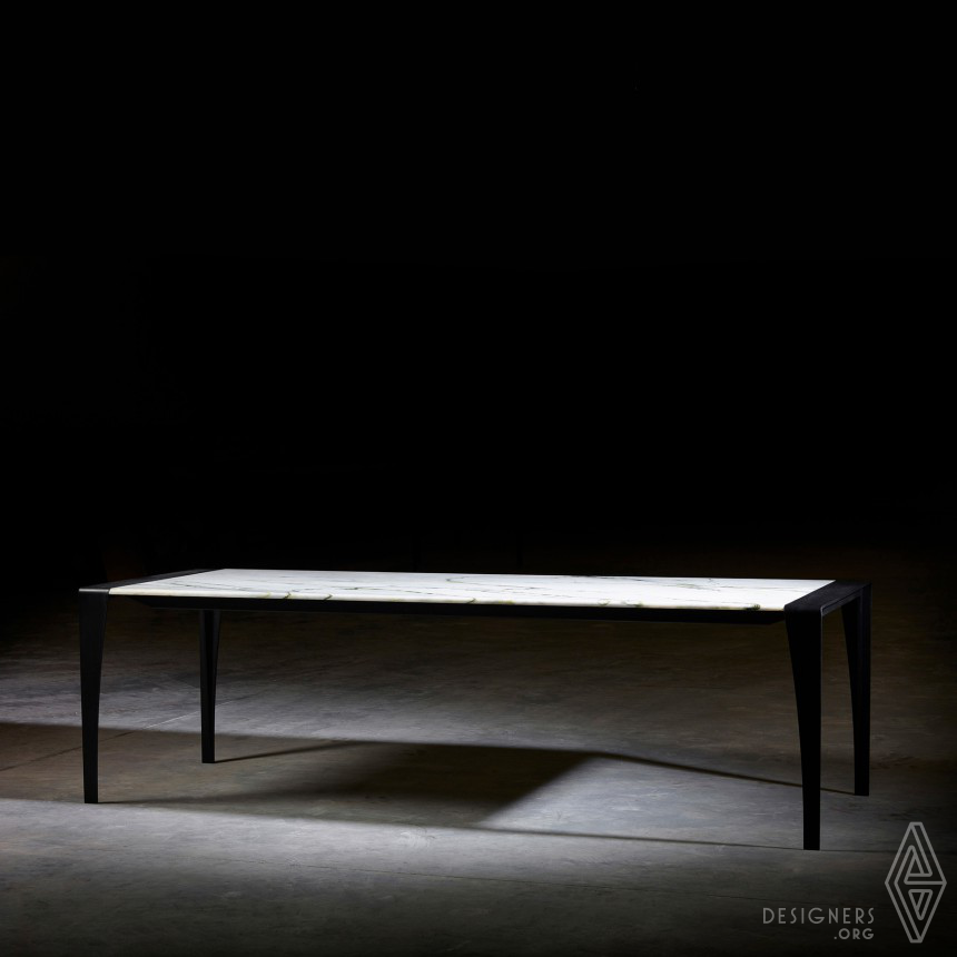 Frédéric Haven Dining Table