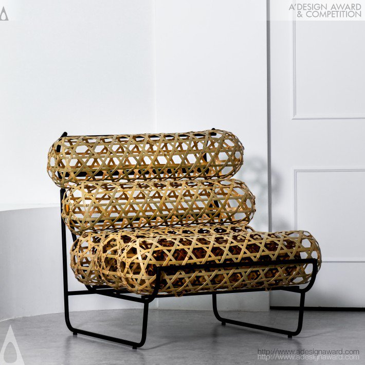 Mua Lau Lounge Chair by CHING-CHENG CHANG