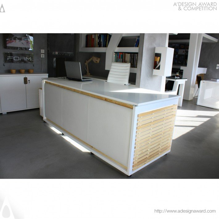 Athanasia Leivaditou - 1, 6 S.m. of Life Desk Convertible to Bed