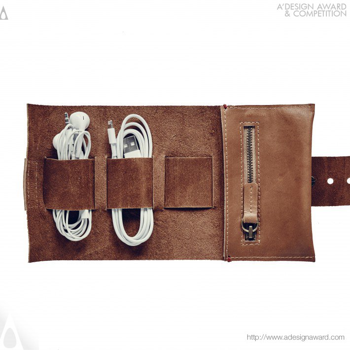The Cord Roll Smartphone Cord Wallet by Shane Thompson