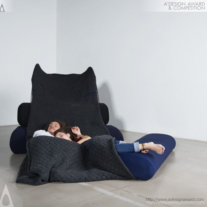 isiqu-the-hybrid-sofa-by-lila-demarcq-3