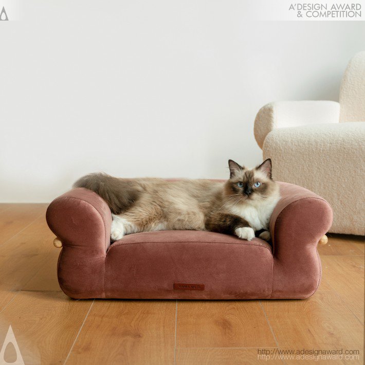 Fluffy Bread Pet Bed by Chen Liang