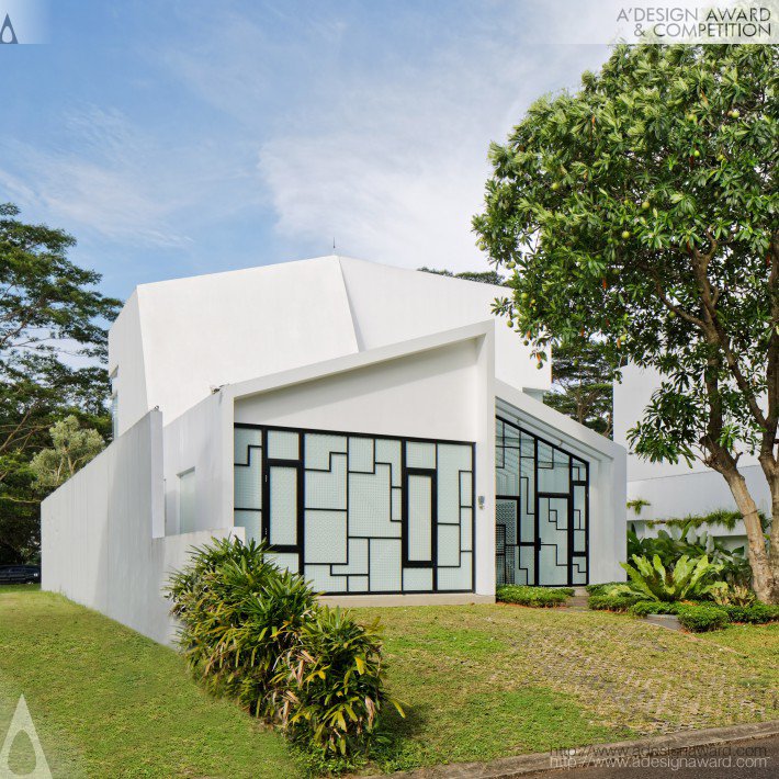 Music House Residential House by Tonny Wirawan Suriadjaja
