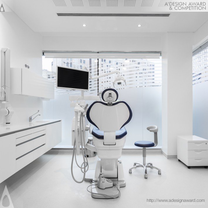 dental-clinic-by-sabrab-miguel-barbas-3