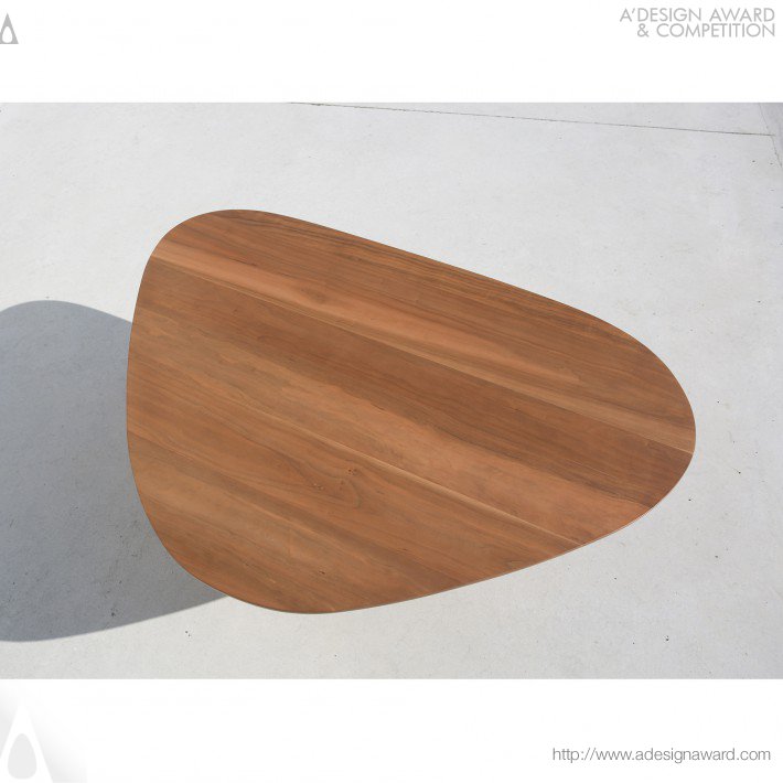 Table by Wood Feelings