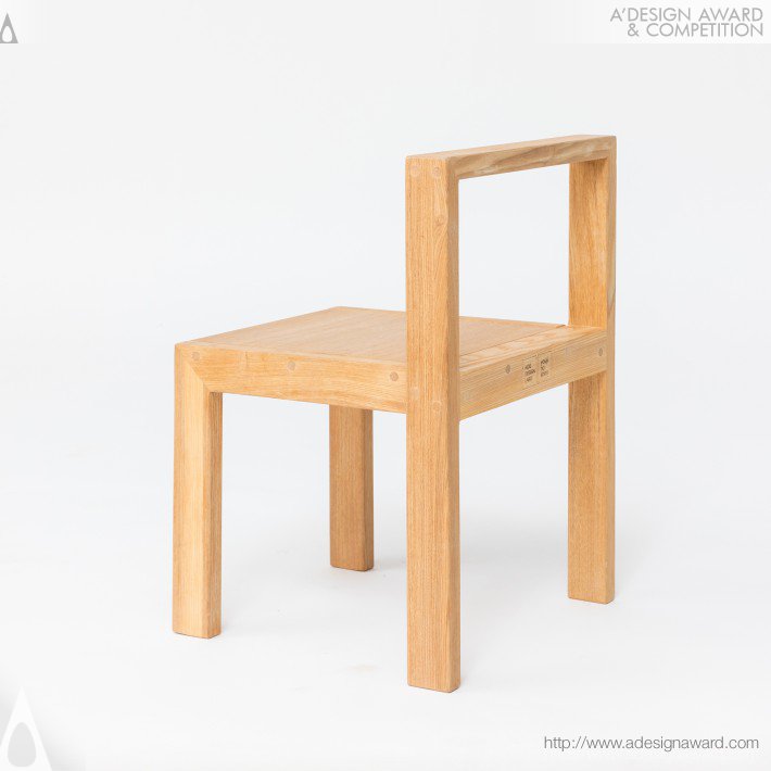 square-chair-by-kids-design-labo-1