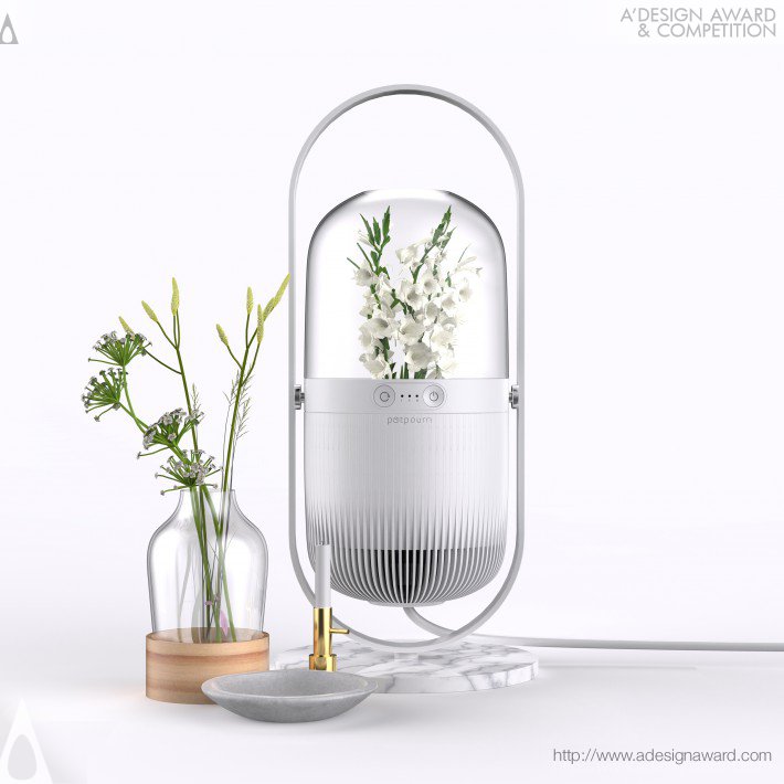 Potpourri Natural Aromatherapy Humidifier by Yong Zhang