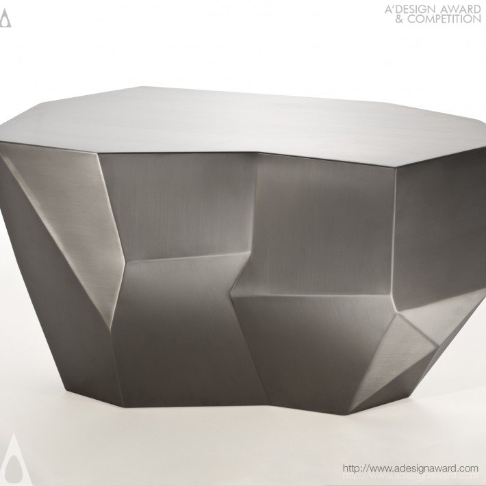 infinite-steel-stool-by-fernanda-marques-3