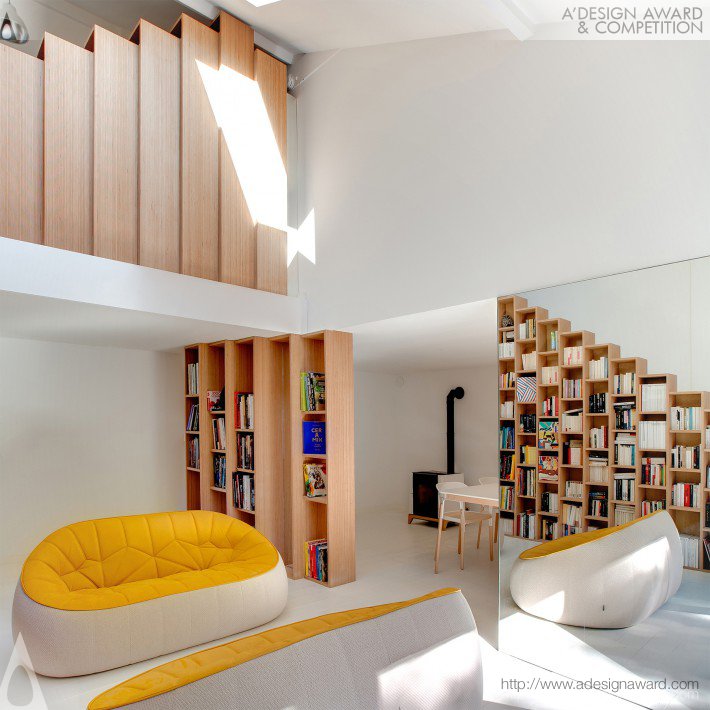 Andrea Mosca - The Bookshelf House Interior Renovation of a Private House