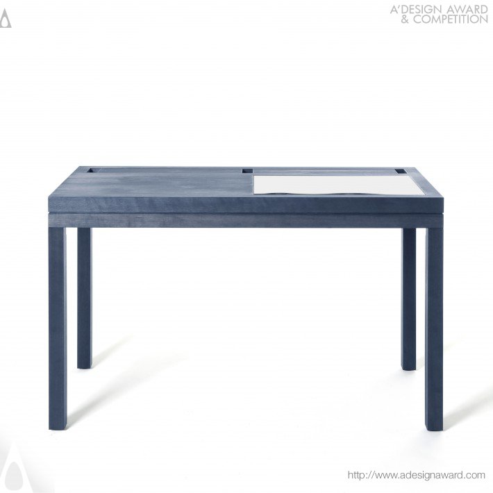 Consentable Wt Ao Pc Work Desk by Takusei Kajitani