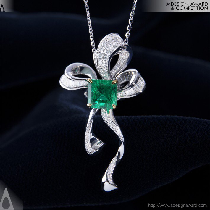 emerald-ribbon-ring-by-olivia-yao-4