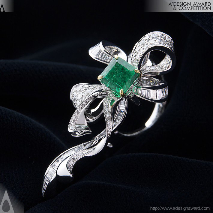 Emerald Ribbon Ring Multiwear Jewelry by Olivia Yao