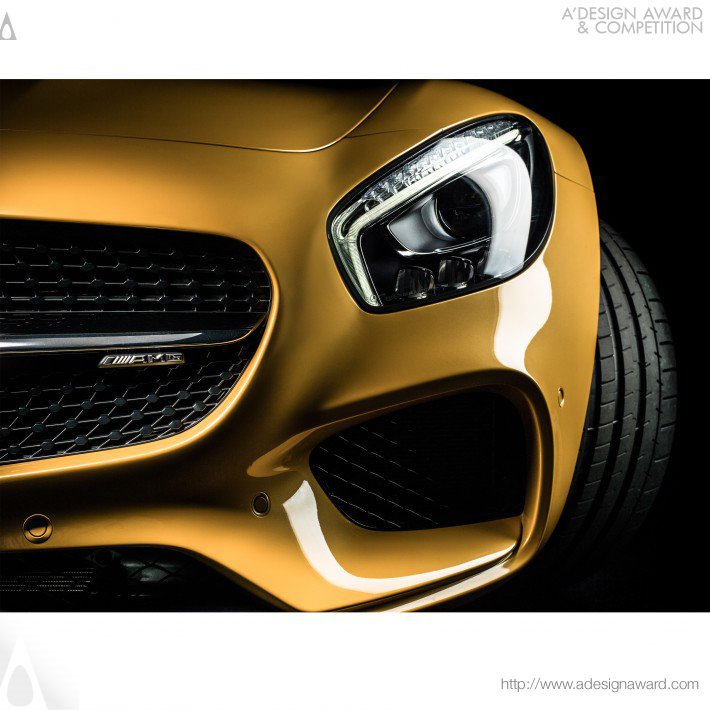 perfect-lighting-for-amg-mercedes-benz-by-photographer-matteo-mescalchin