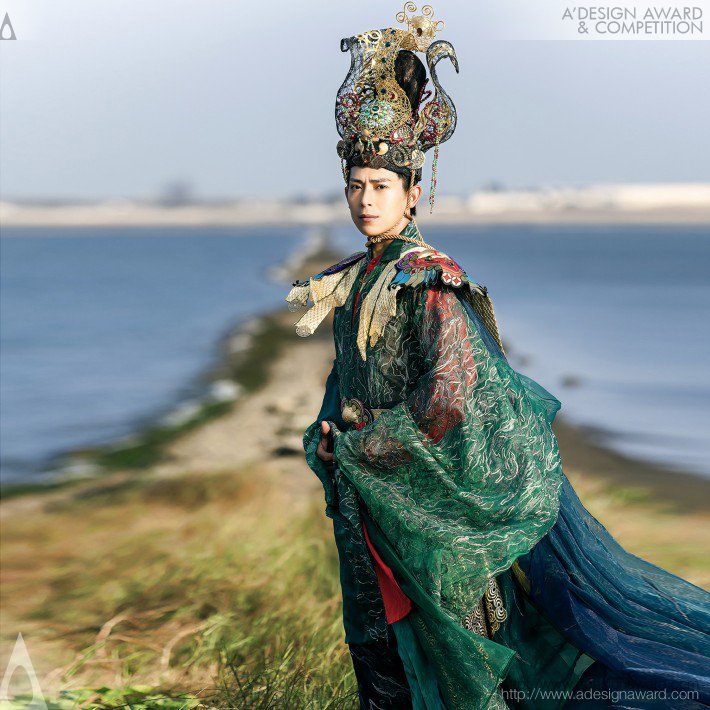 Chihsiang Li - Fashionable Guan Gong Stage Wear