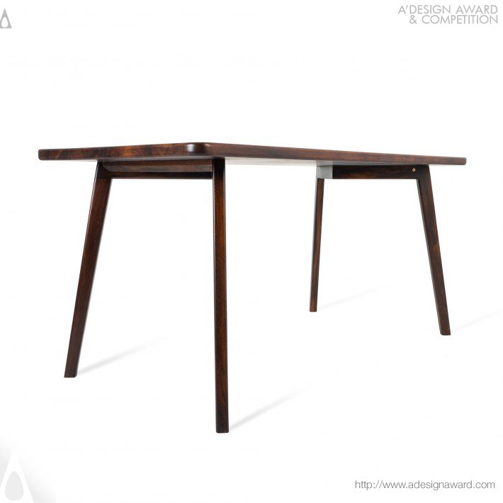 SF Solutions Co., Ltd Table