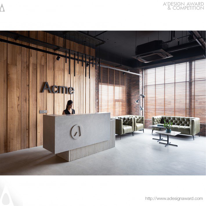 Studio Vasaka - Contemporary Workspace Office