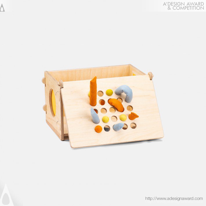 sensory-guessing-box-mirabu-by-evelina-tumas-and-ingrida-bieliauske-2