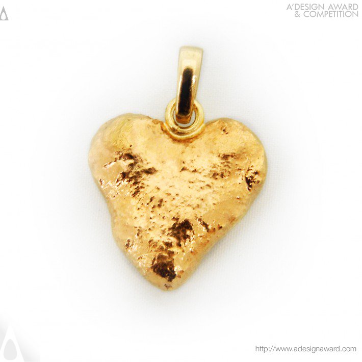 meaningful-heart-jewelry-by-britta-schwalm-1