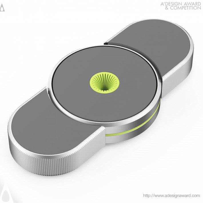 Perio Multifunctional Compass by Huiqi Jia