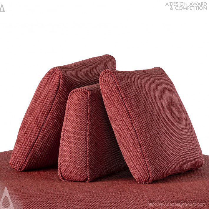 Roberta Banqueri Sofa