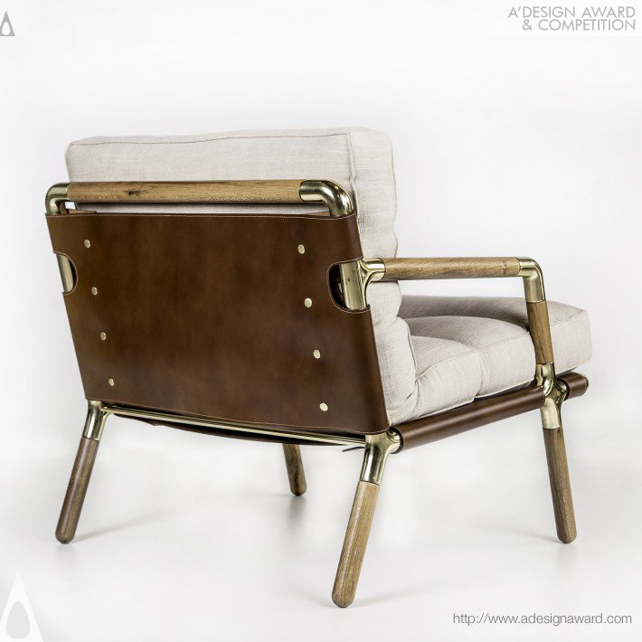 Armchair by Fernanda and Leo Mangiavacchi