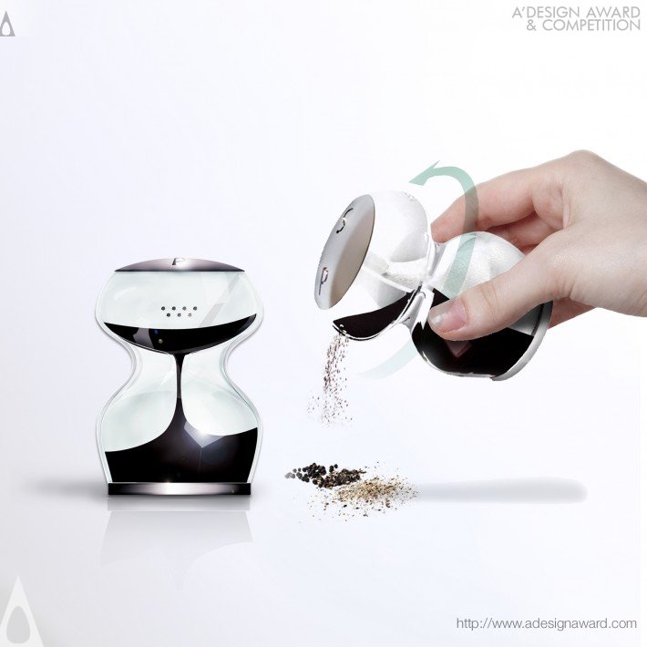 Sahar Madanat Design Studio - Endless Love Salt &amp; Pepper Shaker