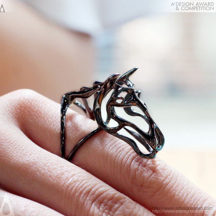 Zodiac Horse Ring by Kin Wa Chan