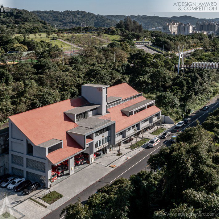 Chuan-Chih Chang - The Big Roof Fire Station