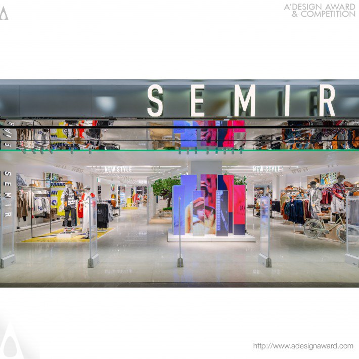 Semir Clothing Display by Qingliang Xu