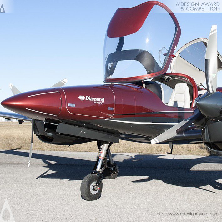 Private and Training Aircraft by Diamond Aircraft Industries GmbH