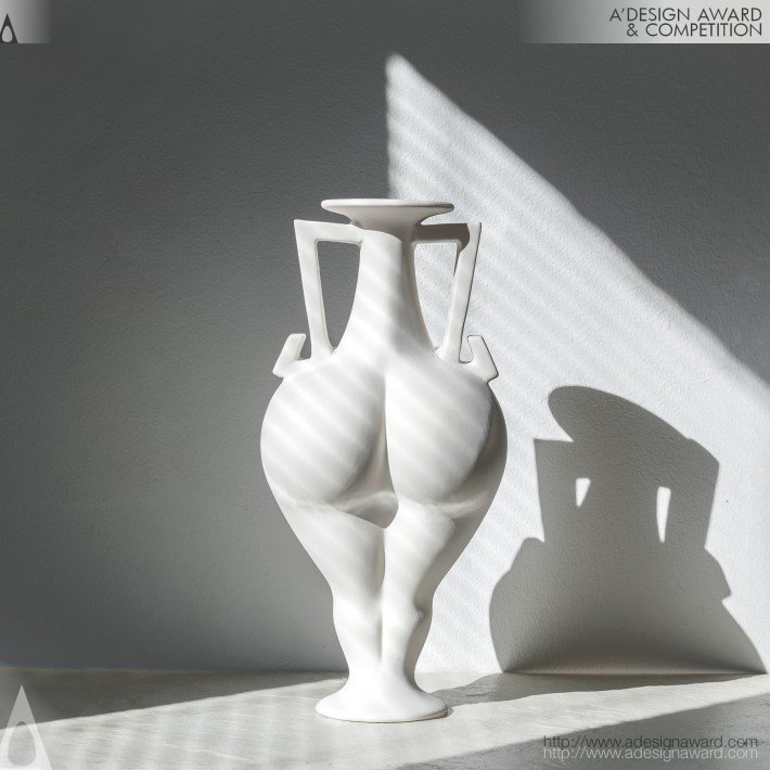 Vase by Nicolau dos Santos