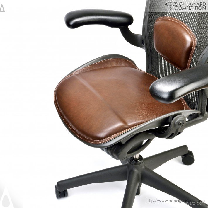 Saddle Collection Aeron Cushion Set by Paolo Roth