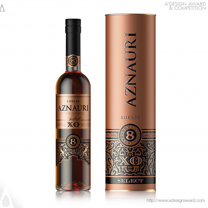 aznauri-vintage-brandy-and-gift-box-by-valerii-sumilov