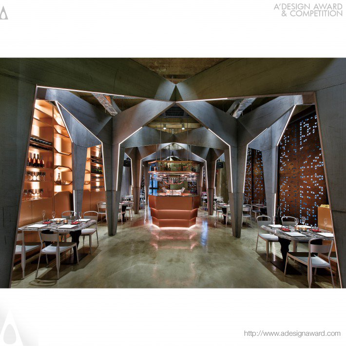 Castello 4 Fine Dining Restaurant by Michael Liu