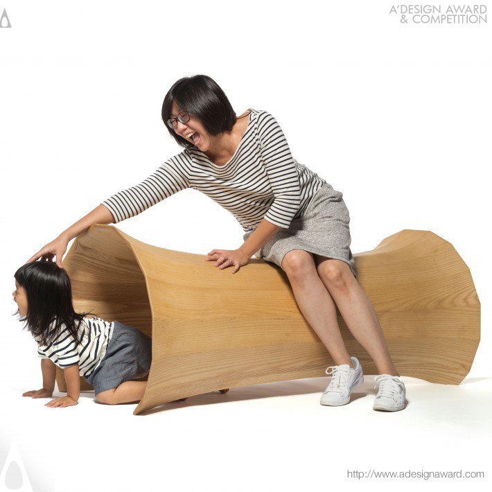 Gramophone Bench Bench by Hung Yuan Chang