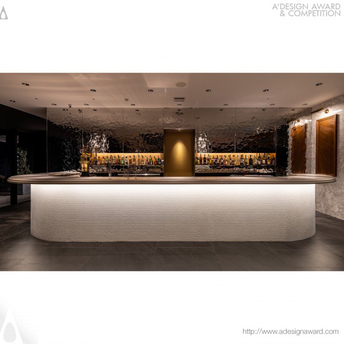 Wavy Stillness Sports Bar by Tetsuya Matsumoto