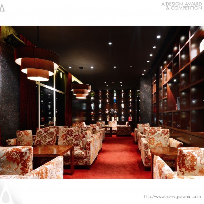 Linear Lounge Lounge Bar by Ketan Jawdekar