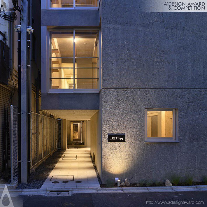 fudomae-apartment-with-six-voids-by-akira-koyama-1