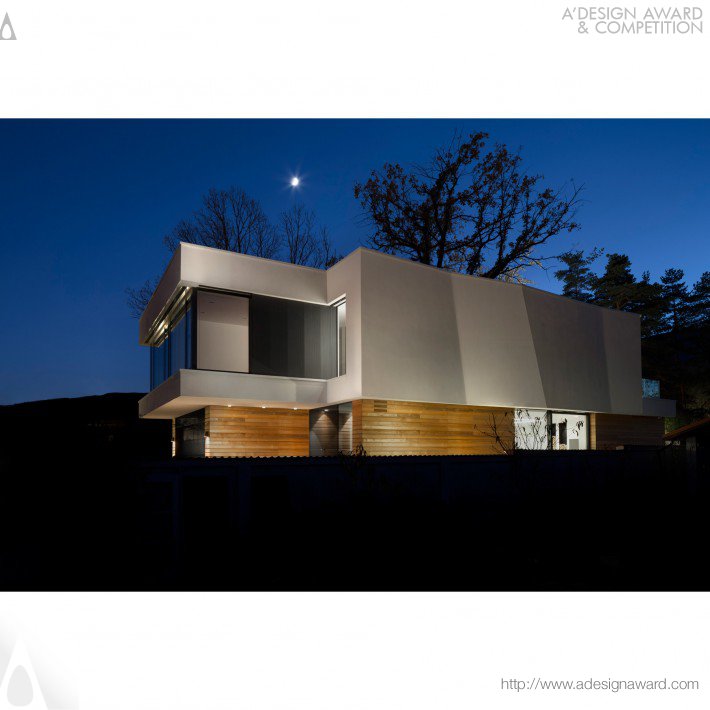 2 Oaks House by Obia Ltd. Architecture Studio