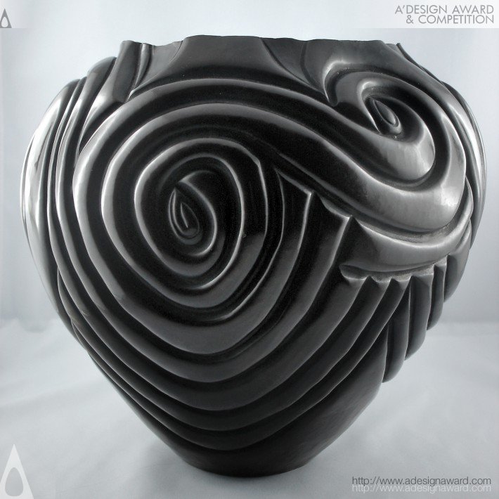 Gilles Laot - Vortex Metallic Vases Decorative, Vase