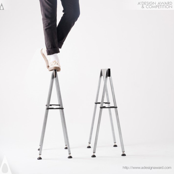 Leika Metal Trestles by Nimrod Shani