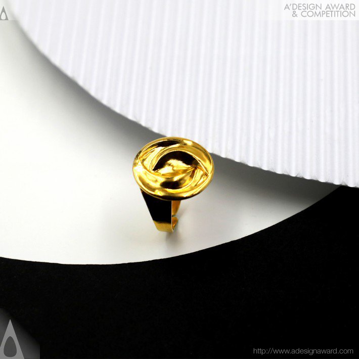 Xiaoqian Wang Jewellery Collection