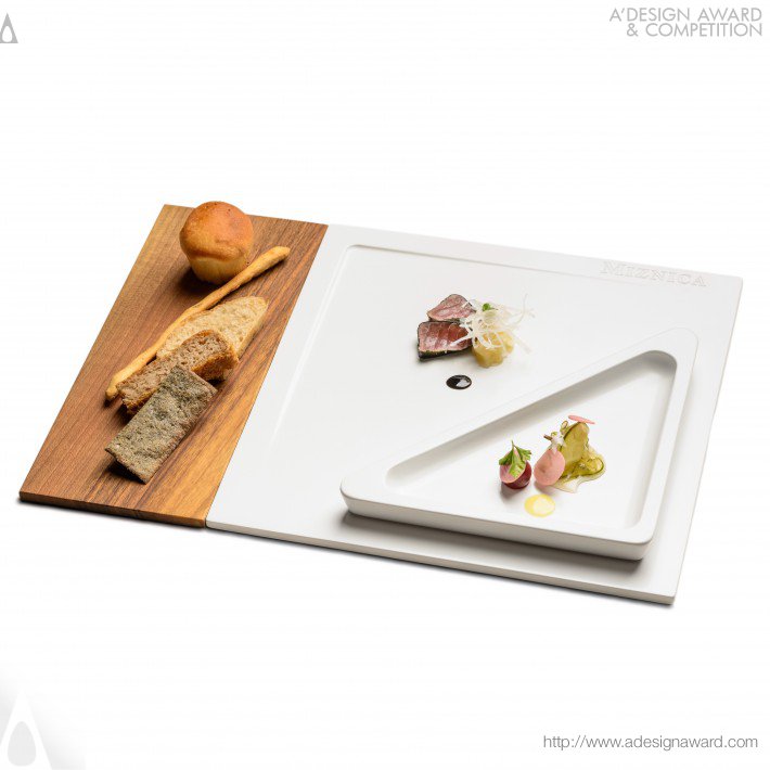 Miznica Set of Eating Plates by Branka Urbanija