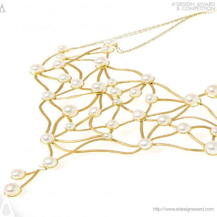 Necklace by Larissa Moraes